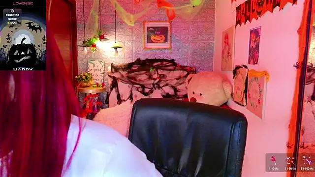 meghan nill online show from 10-08-25, 02:46