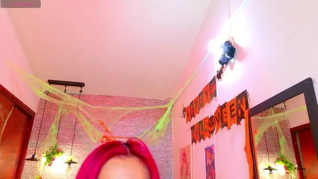 meghan nill online show from 10-23-25, 02:54