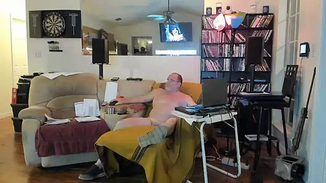 Snapshot of offroadnudist chatting on 05-16-26, 04:00 offroadnudist online show from 05-16-26, 04:00