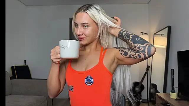 AnneBall online show from 10-08-25, 02:07