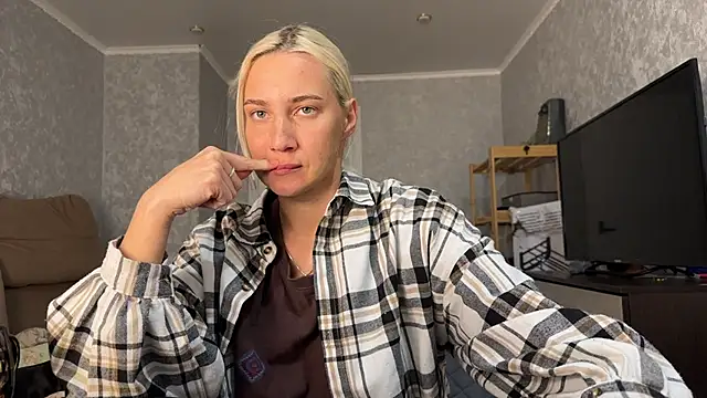 AnneBall online show from 02-25-26, 02:39