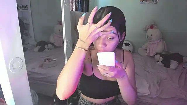 KittyKlum online show from 03-12-26, 04:11