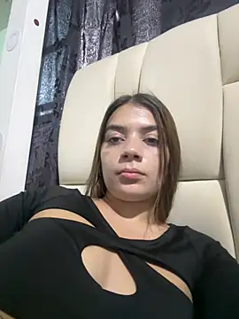 KittyKlum online show from 04-08-26, 10:00