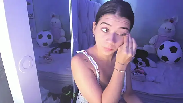 KittyKlum online show from 11-07-25, 04:33