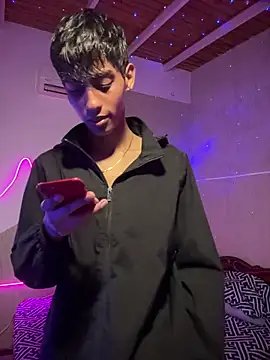 Mauuu18 online show from 11-14-25, 12:58