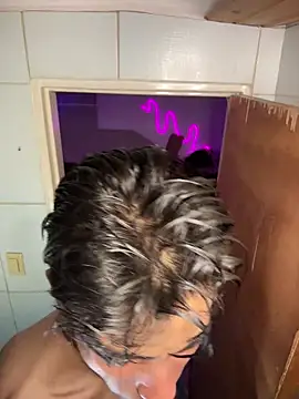 Mauuu18 online show from 11-27-25, 01:39