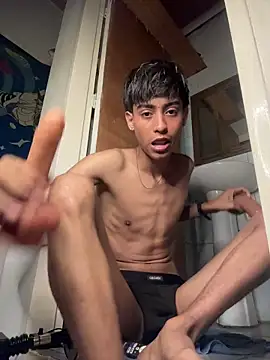 Mauuu18 online show from 04-11-26, 02:41