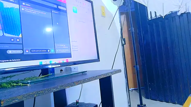 Snapshot of NINFA69 chatting on 05-17-26, 02:28 NINFA69 online show from 05-17-26, 02:28