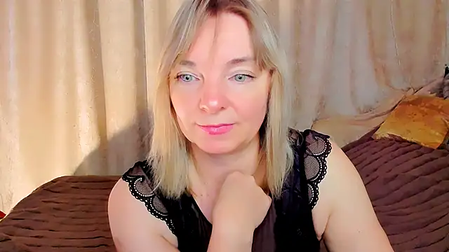 Regina  blue online show from 11-01-25, 09:52