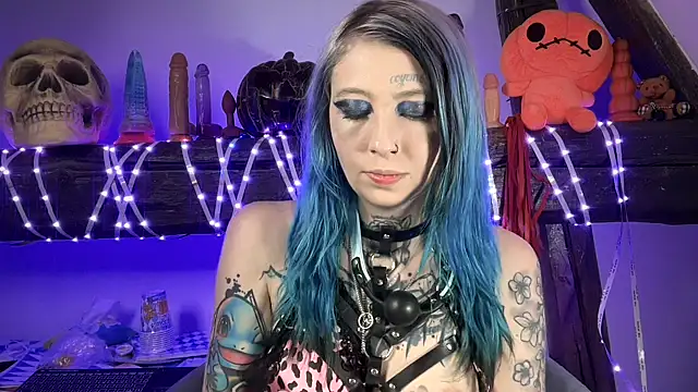 coyemoo online show from 10-06-25, 02:46