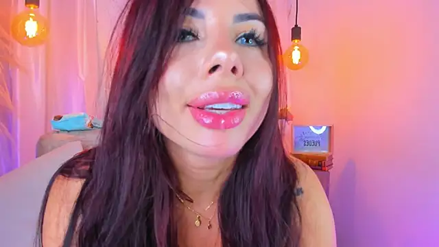 Snapshot of Natasha_hartaman chatting on 01-28-25, 02:42 Natasha hartaman online show from 01-28-25, 02:42