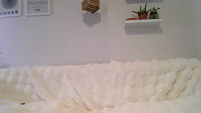 Snapshot of badblondebunny chatting on 07-15-26, 12:50 badblondebunny online show from 07-15-26, 12:50
