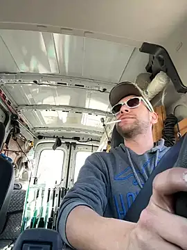 SmokingSloth online show from 03-07-25, 03:18