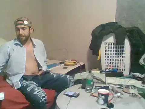 SmokingSloth online show from 11-28-25, 08:14