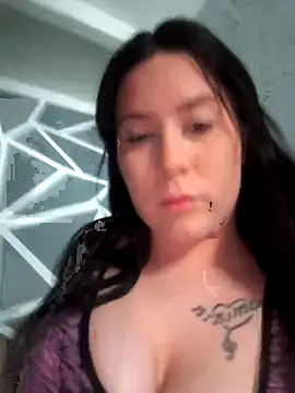 Snapshot of Anyonymuss chatting on 10-13-25, 09:55 Anyonymuss online show from 10-13-25, 09:55