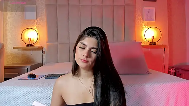 Amy-Saenz online show from 10-03-25, 03:24