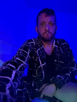 PutaNieves1983 online show from 12-19-25, 05:54