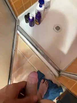 Sleeker99 online show from 12-28-24, 01:50