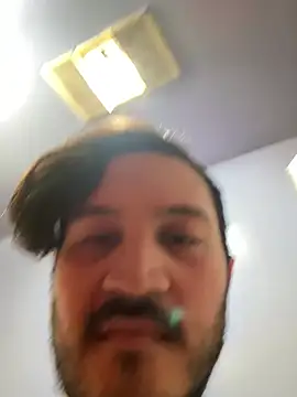 Snapshot of Sleeker99 chatting on 02-03-26, 01:49 Sleeker99 online show from 02-03-26, 01:49