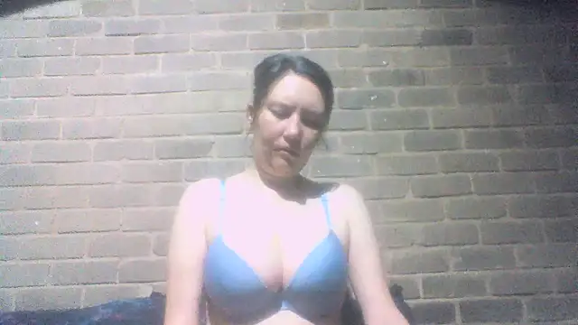 EksJouneMwah online show from 11-27-25, 07:20