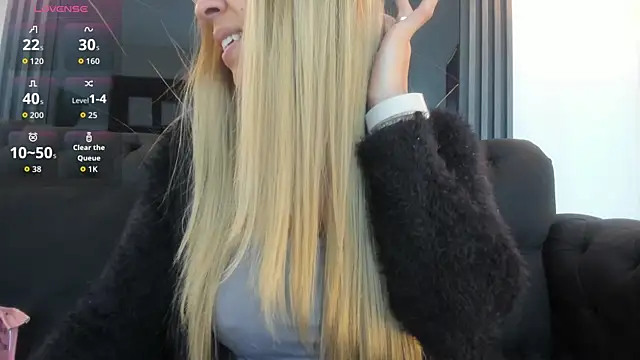 EvaaLovia1 online show from 09-22-25, 01:39