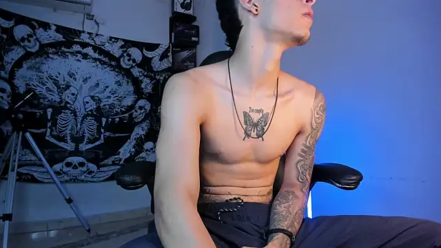 Snakebutterfly online show from 12-16-25, 12:04