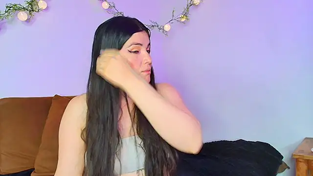 Amara vega online show from 02-05-26, 07:37