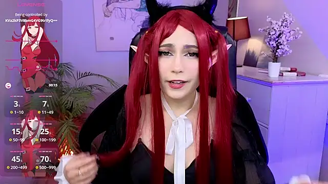 Snapshot of Carolina_Leep chatting on 03-07-25, 04:00 Carolina Leep online show from 03-07-25, 04:00