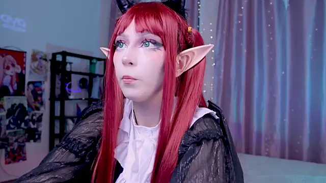 Snapshot of Carolina_Leep chatting on 09-26-25, 04:36 Carolina Leep online show from 09-26-25, 04:36