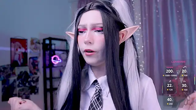 Snapshot of Carolina_Leep chatting on 10-04-25, 01:45 Carolina Leep online show from 10-04-25, 01:45