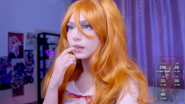 Snapshot of Carolina_Leep chatting on 09-14-25, 03:12 Carolina Leep online show from 09-14-25, 03:12