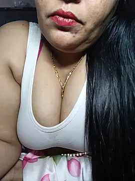 Snapshot of sneha_rose chatting on 05-18-26, 05:13 sneha rose online show from 05-18-26, 05:13