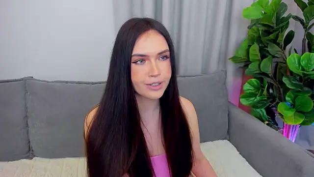 Snapshot of sexyangeloux chatting on 05-24-26, 08:31 sexyangeloux online show from 05-24-26, 08:31
