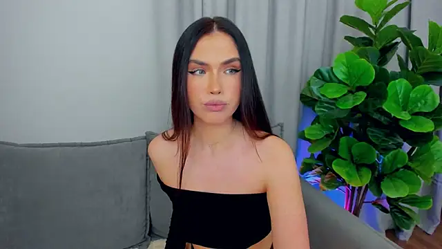 sexyangeloux online show from 10-28-25, 10:20