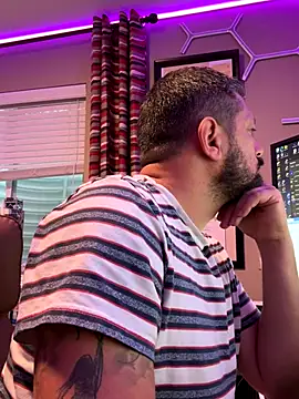 boytoyfrindles online show from 10-24-25, 06:07