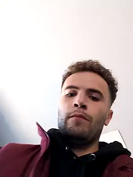 Snapshot of pedrolitoo1203 chatting on 09-29-25, 10:22 pedrolitoo1203 online show from 09-29-25, 10:22