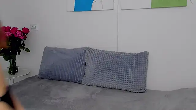 SelenaRousey online show from 11-20-25, 07:09