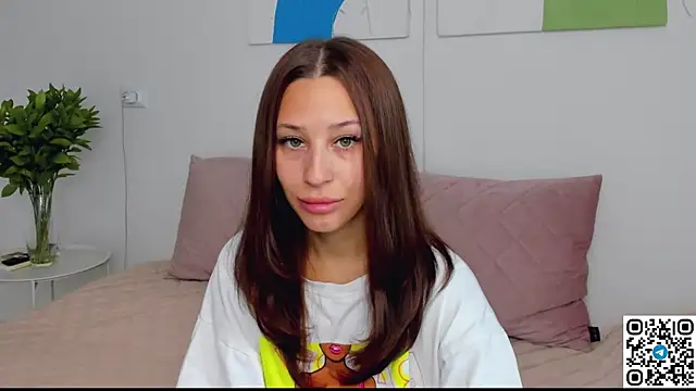 SelenaRousey online show from 05-13-26, 05:36