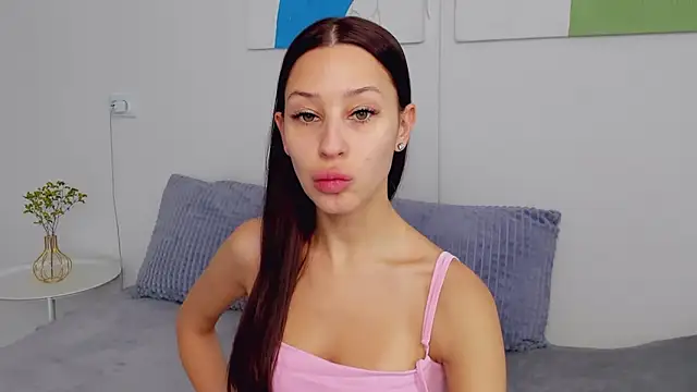 SelenaRousey online show from 02-12-26, 06:46