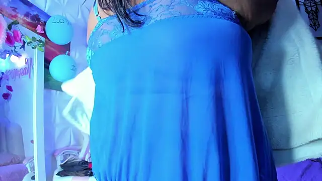 Snapshot of NaomiAsha chatting on 03-18-25, 11:20 NaomiAsha online show from 03-18-25, 11:20