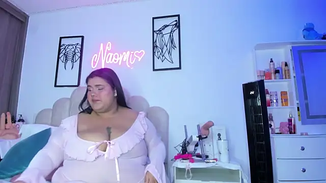 NaomiAsha online show from 04-12-26, 08:45