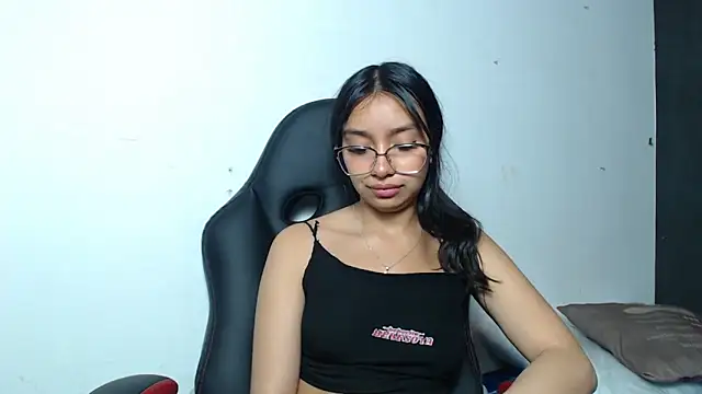 Snapshot of Stefanygp chatting on 03-11-25, 12:17 Stefanygp online show from 03-11-25, 12:17