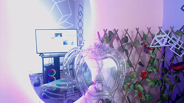 Snapshot of Stefanygp chatting on 03-21-25, 11:55 Stefanygp online show from 03-21-25, 11:55