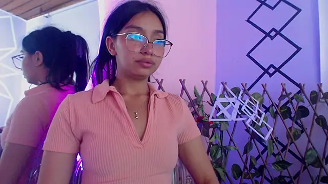 Snapshot of Stefanygp chatting on 03-20-25, 04:53 Stefanygp online show from 03-20-25, 04:53