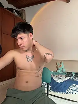 Snapshot of krizia7 chatting on 03-25-26, 07:35 krizia7 online show from 03-25-26, 07:35