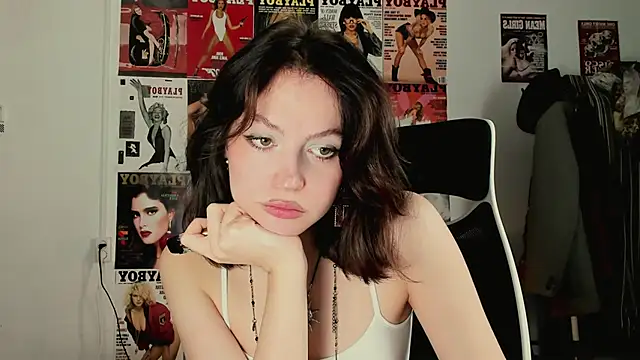 Niky  Jess online show from 12-17-25, 11:15