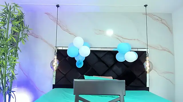 AngelaaCute  online show from 09-25-25, 12:22