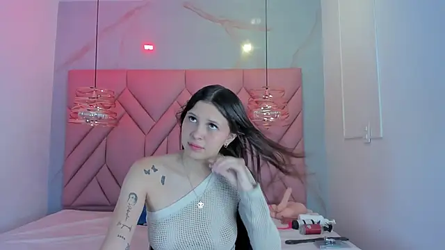 AngelaaCute  online show from 05-06-26, 12:09
