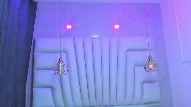 AngelaaCute  online show from 03-28-26, 07:04