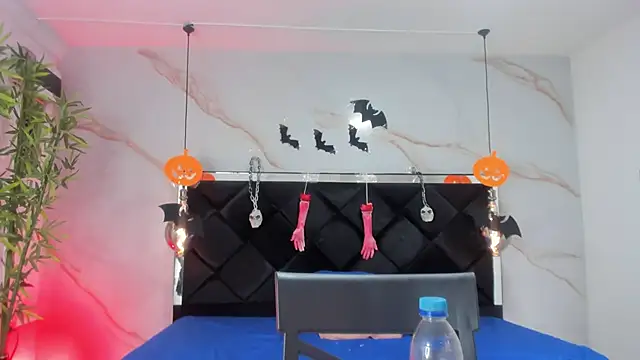 AngelaaCute  online show from 10-23-25, 12:15